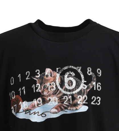 Numbering graphic print t-shirt