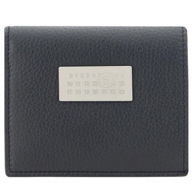 Numeric bifold wallet