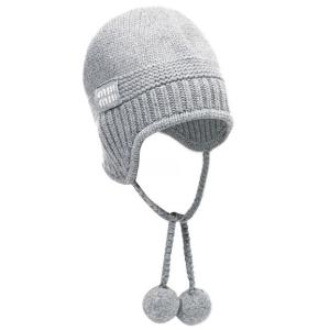 Cashmere hat