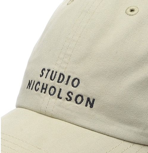 Logo cap