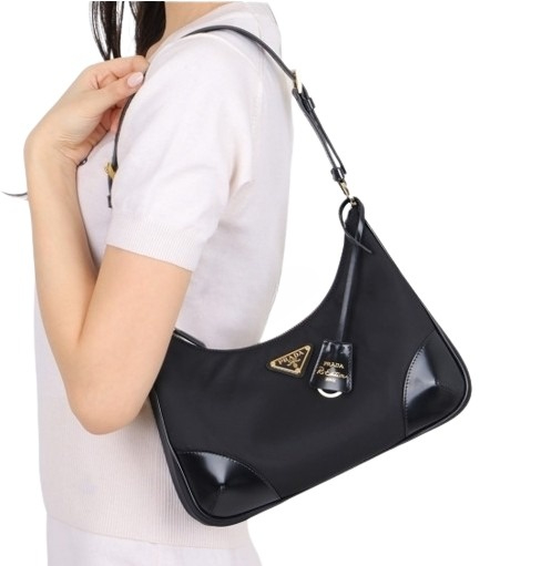 Renylon leather shoulder bag