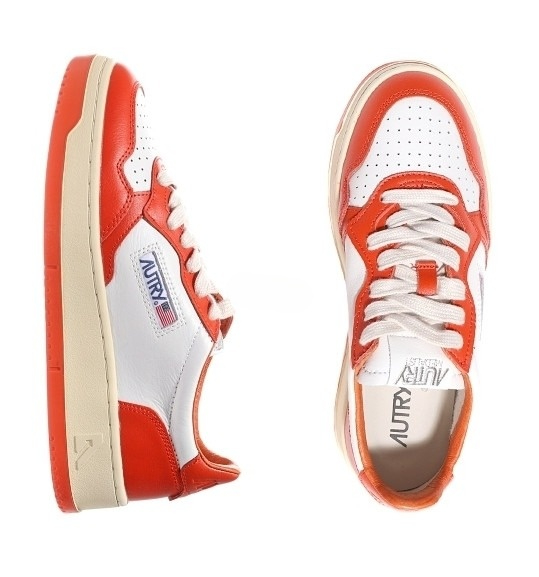 Medalist raw leather sneakers