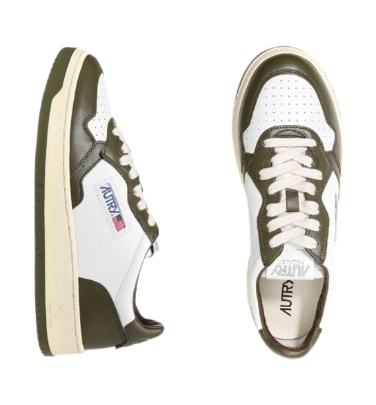 Medalist raw leather sneakers