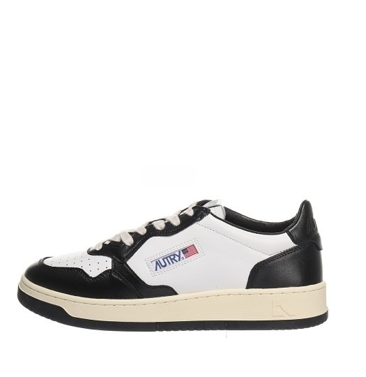 Medalist raw leather sneakers