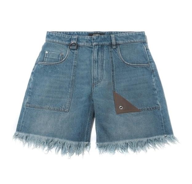 Wash effect short pants