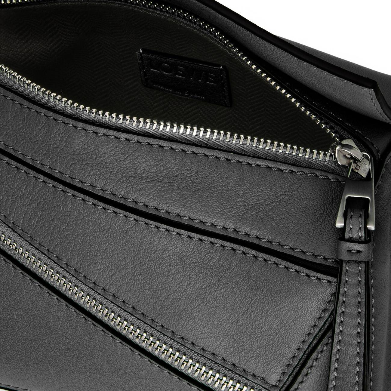 Mini Puzzle bumbag in classic calfskin ( black )