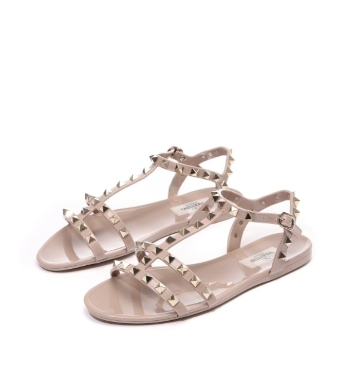 Rockstud flat sandals