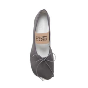 BALLET SHOE