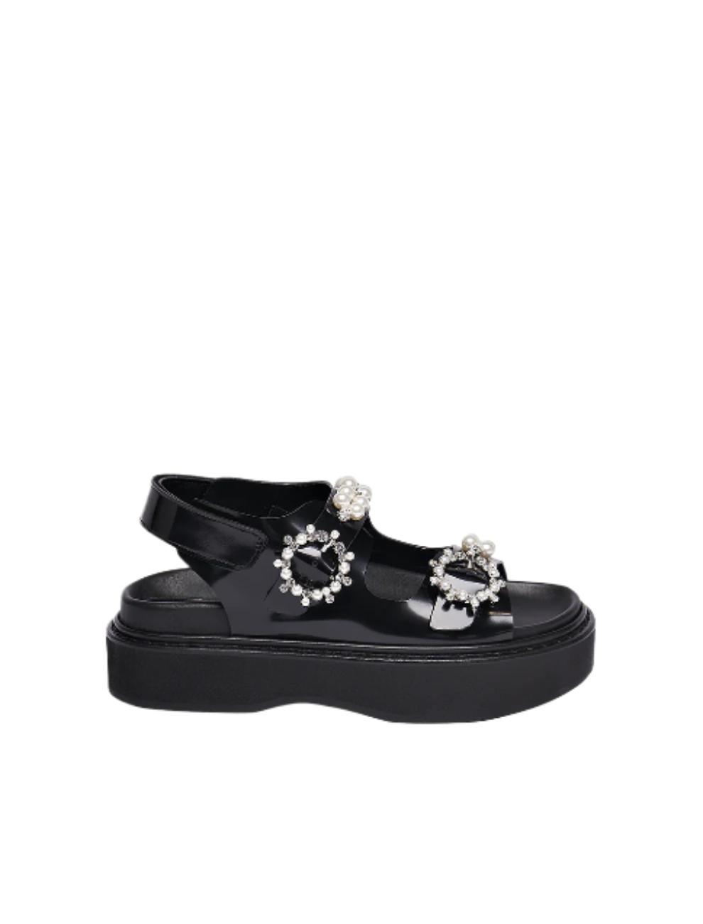 Jewel buckle platform sandals