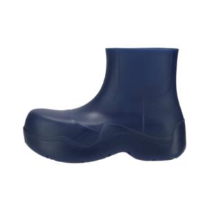 Blue rubber puddle boots