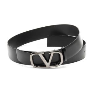 V logo signature belt