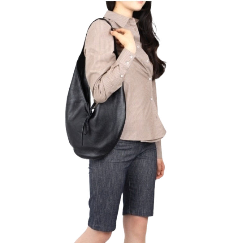 Lupe shoulder bag