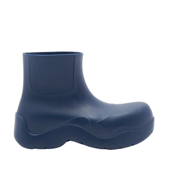 Blue rubber puddle boots