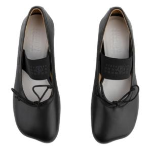 Anatomic ballerina flats
