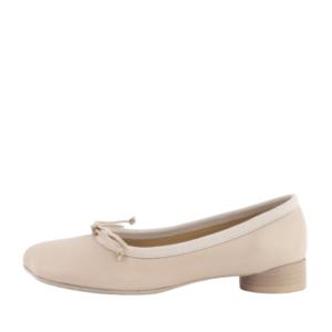 Anatomic ballerina flats