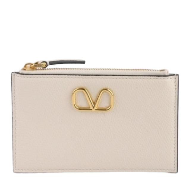 V logo card wallet