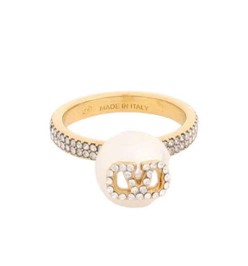 V logo pearl crystal ring