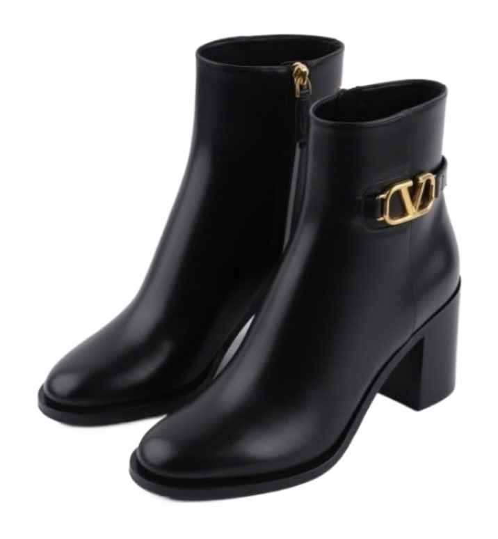 V-logo signature ankle boots