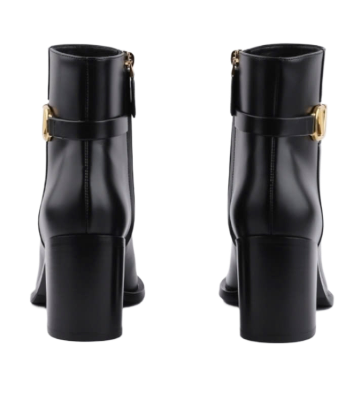 V-logo signature ankle boots