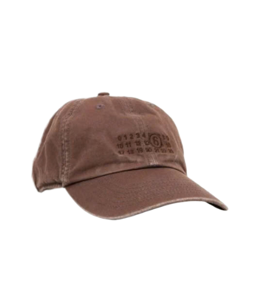 Numbering logo embroidered cotton ball cap