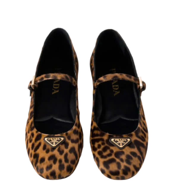 Triangle Logo Leopard Flat Shoes