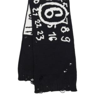 Numbered jacquard wool muffler