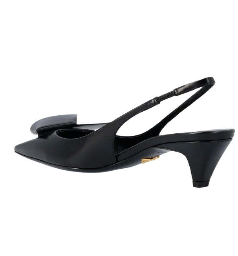 Folded logo decorated toe slingback heel