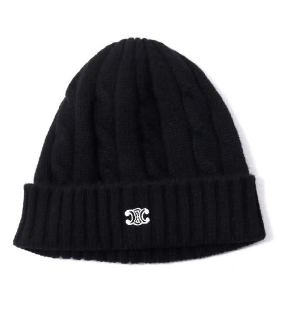 Triomphe Cable Knit Beanie