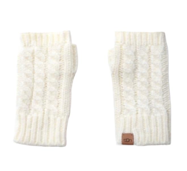 Cable Fingerless Gloves