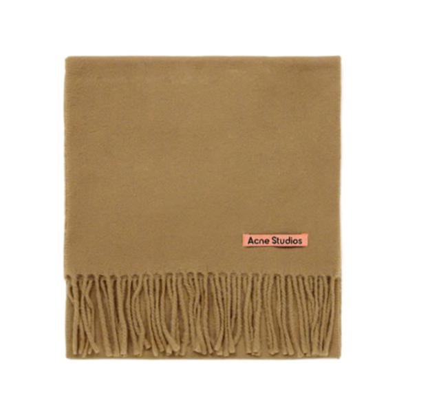 Dark Camel Fringe Wool Muffler