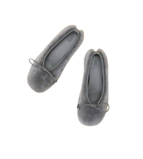 Ribbon fur flat shoes