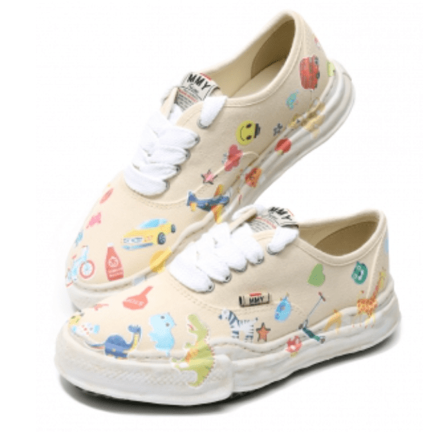 Maison Mihara Yasuhiro Baker OG Sole Sticker Printed Canvas Low-top Sneakers - WHITTE