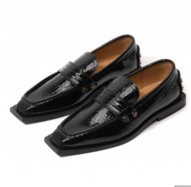 STUDDED LOAFER IN BLACK CROCO