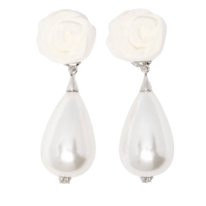 YVMIN X SHUSHUTONG Paper Ball Pearl Earrings in White 