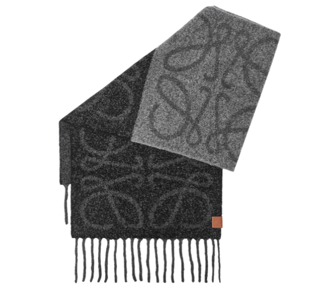 Anagram scarf in alpaca and wool