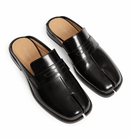 (W) Maison Margiela - Tabi Mules in Black