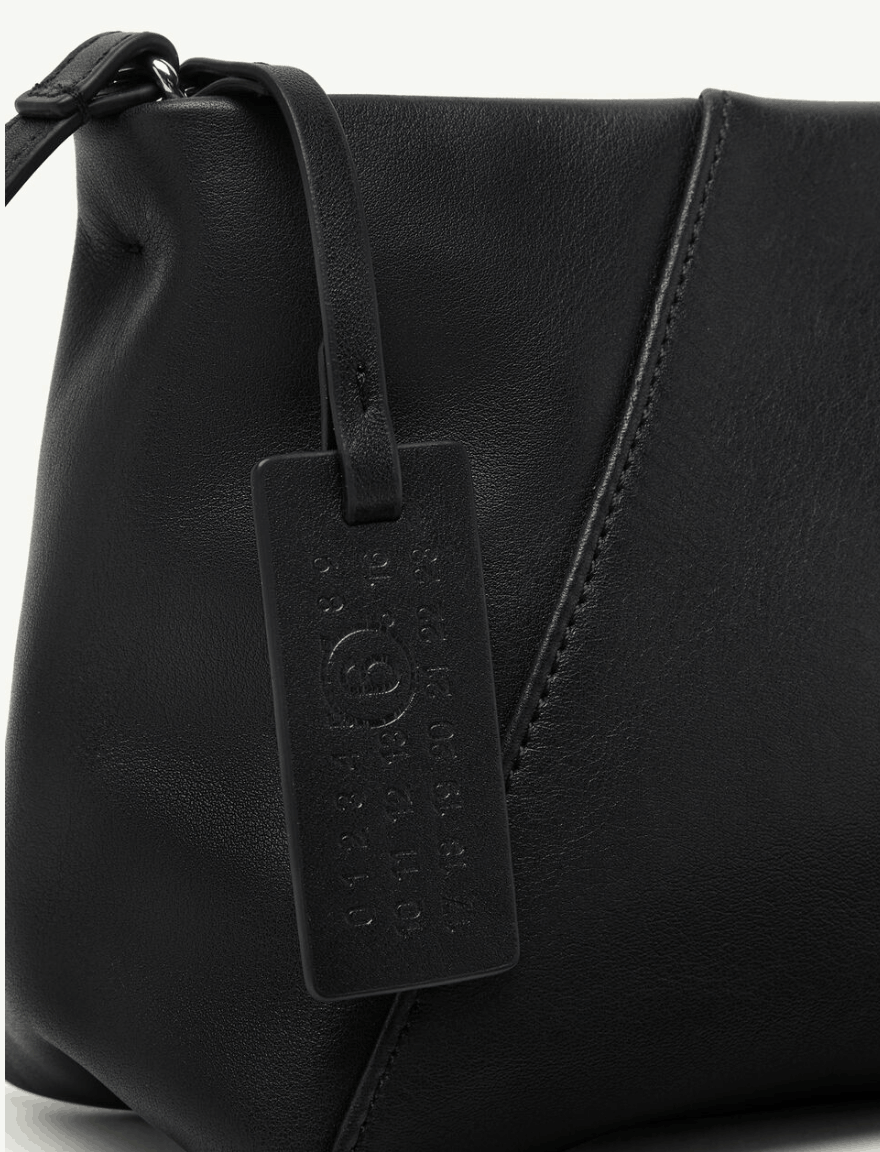 Japanese shoulder bag