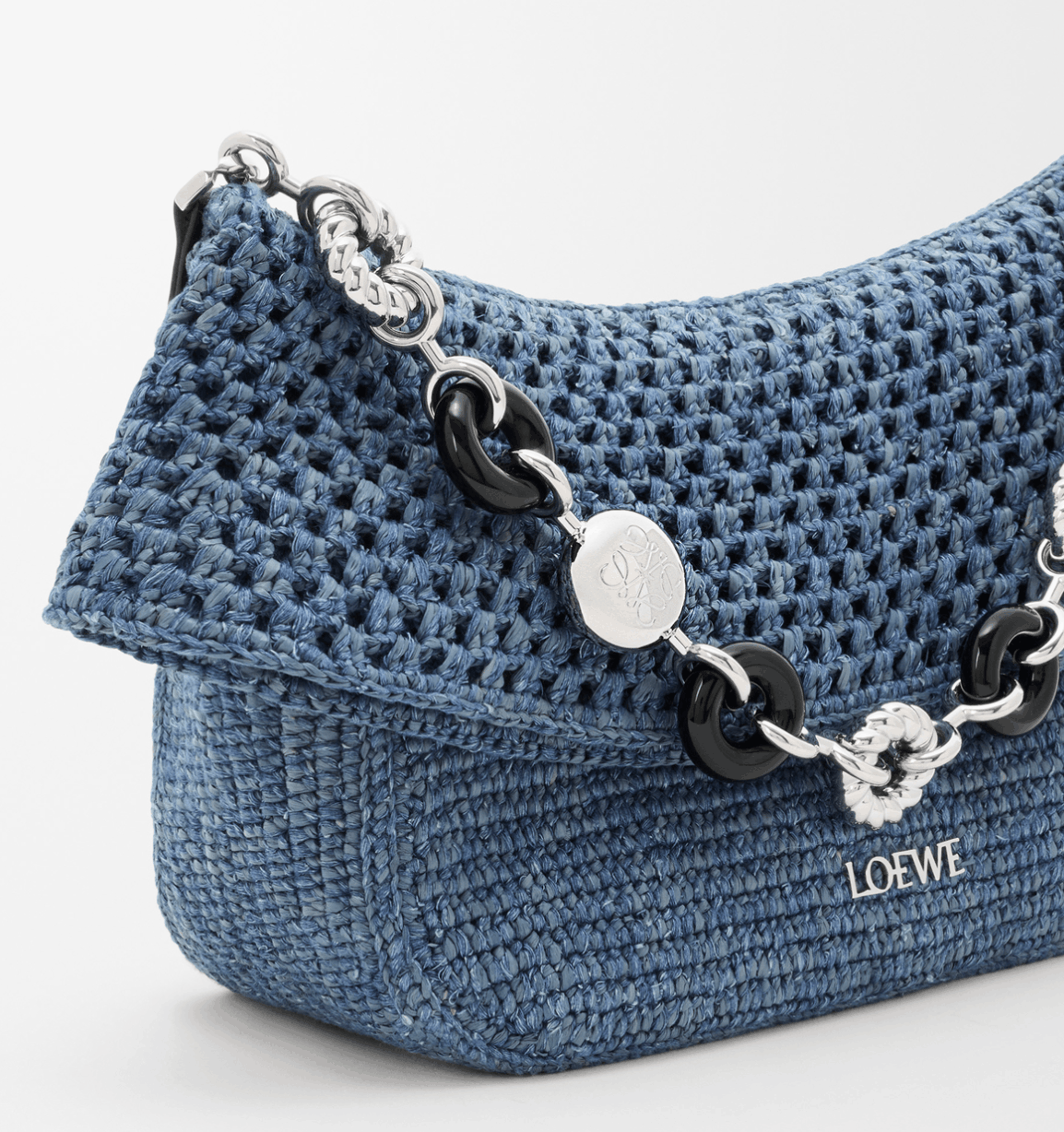 Medium Ola bag in crochet Blue