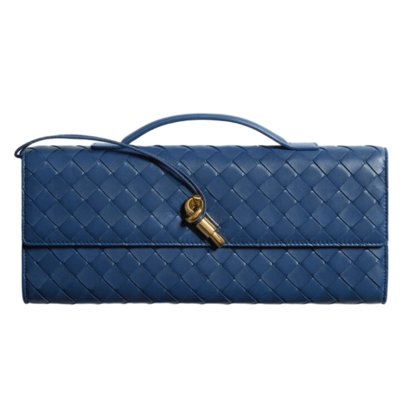 Bottega Veneta Andiamo Clutch Blue Venezia