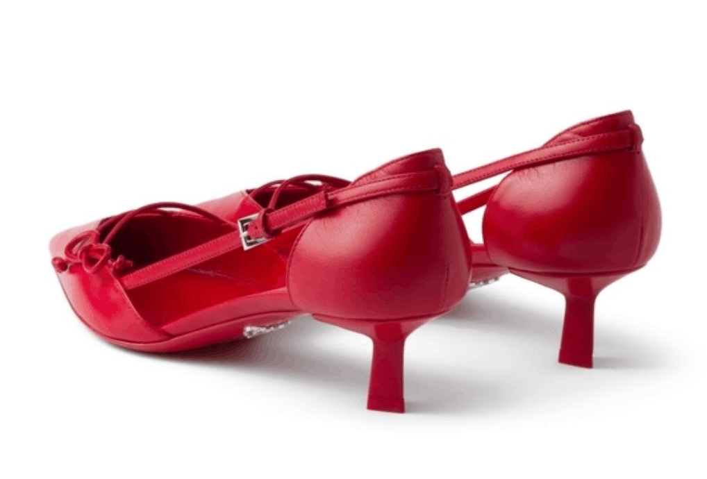Red Open-side Leather Pumps