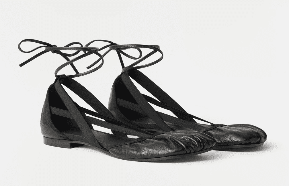 FLAT PEDILLE BALLERINAS IN GOAT LEATHER