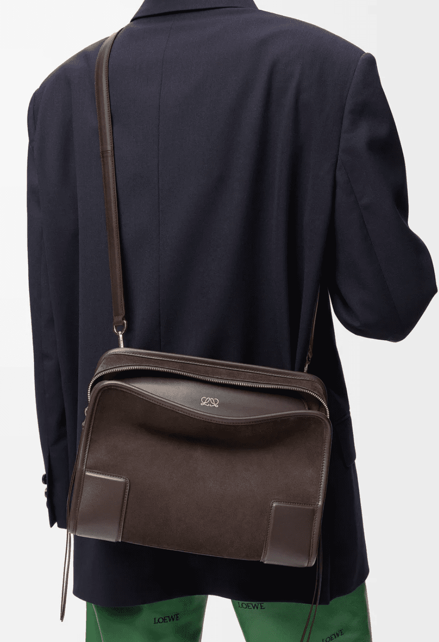 Medium Amazona 180 bag in suede