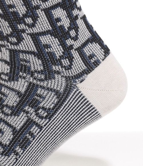 Oblique socks