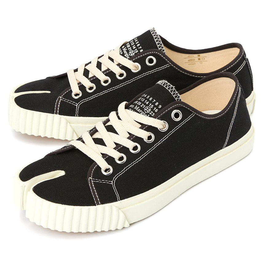 Maison Margiela Tabi Sneakers Black