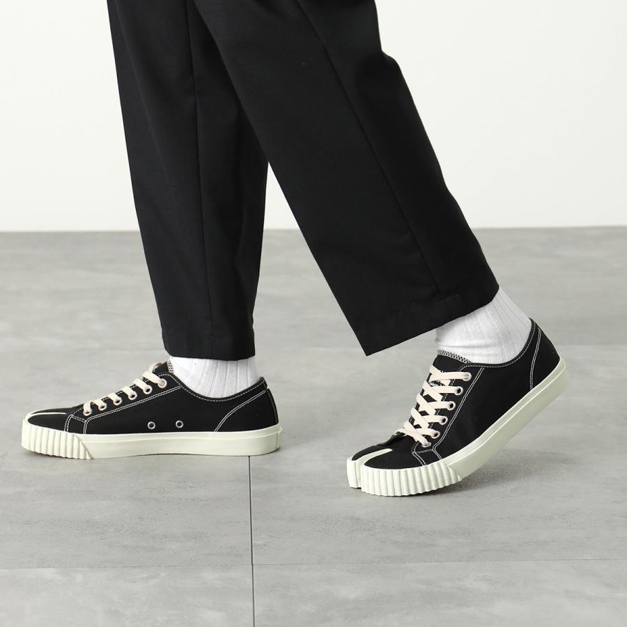Maison Margiela Tabi Sneakers Black