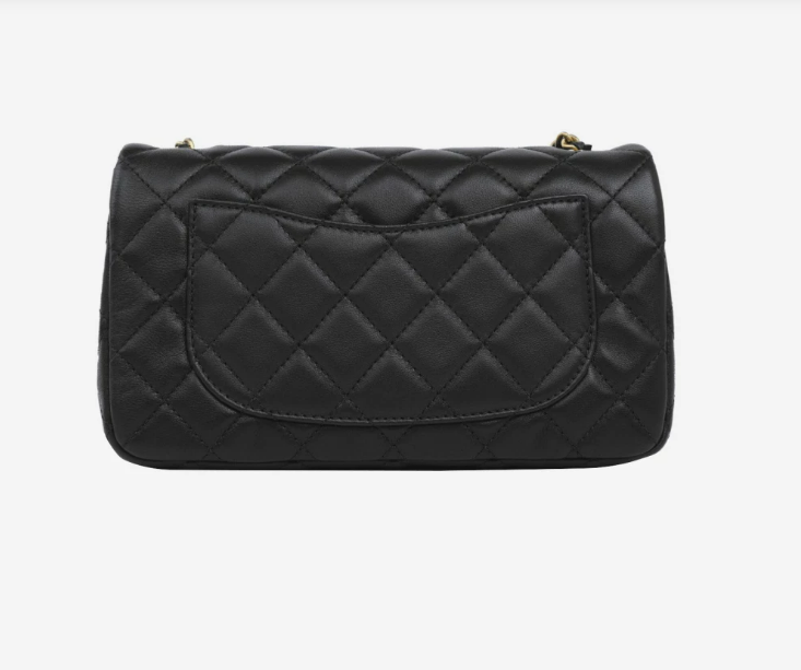 Chanel Flap Bag Lambskin & Gold Black