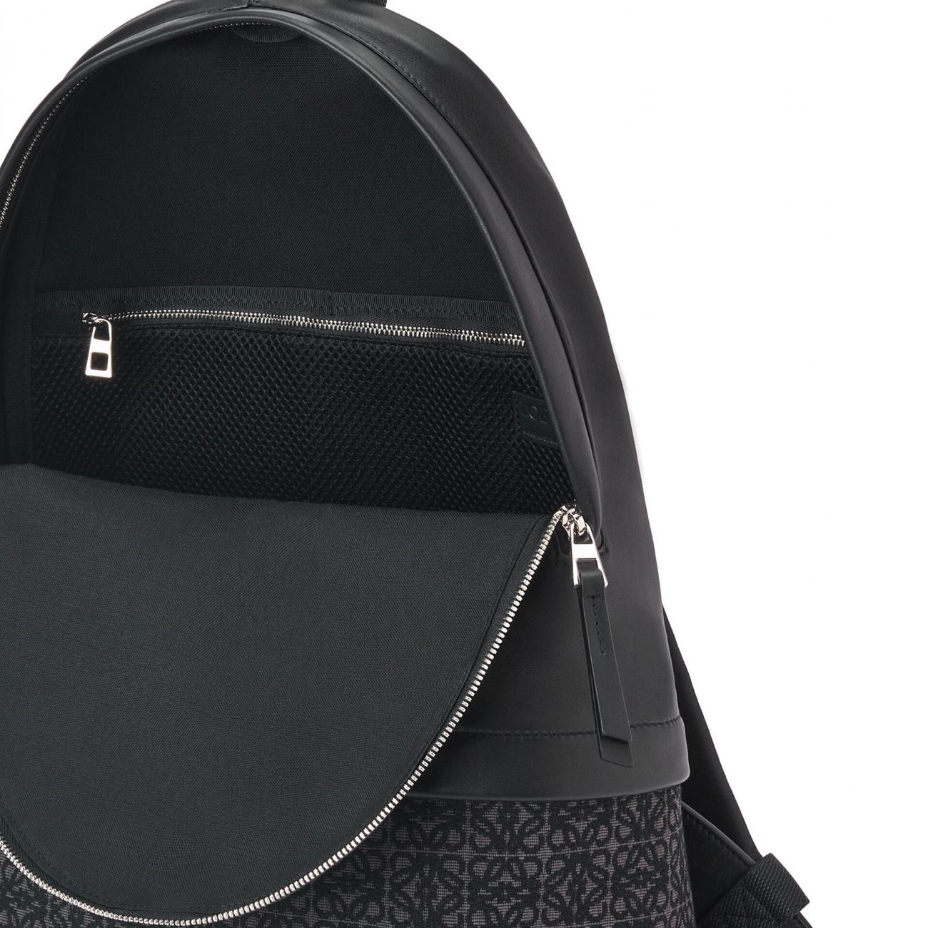 Black Round Slim Backpack in calfskin and Anagram jacquard