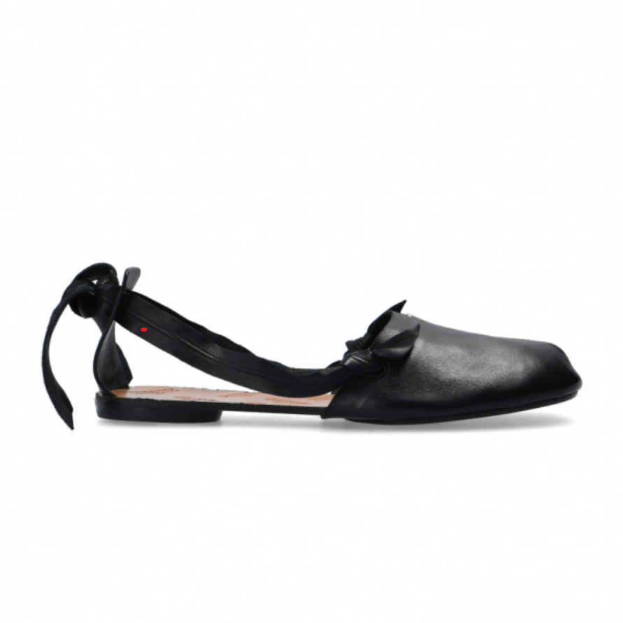 MAISON MARGIELA BLACK LEATHER PUMPS