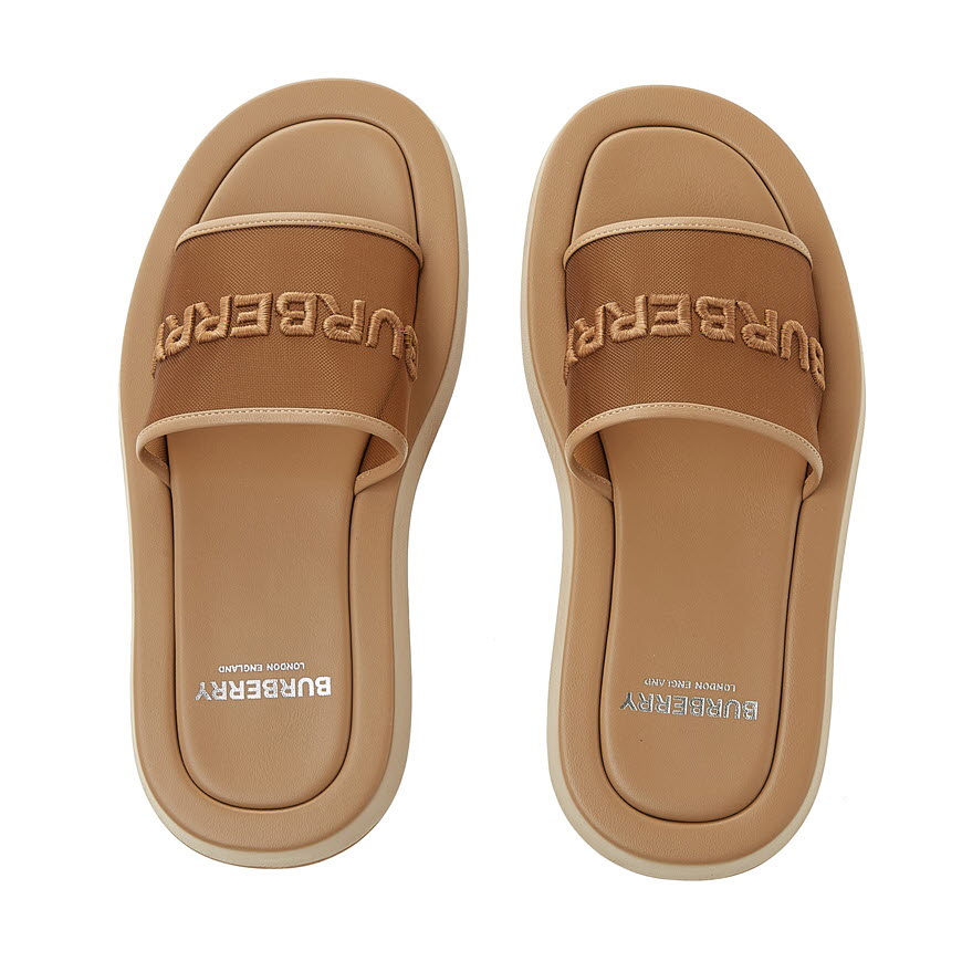 Buckingham mesh logo band slides