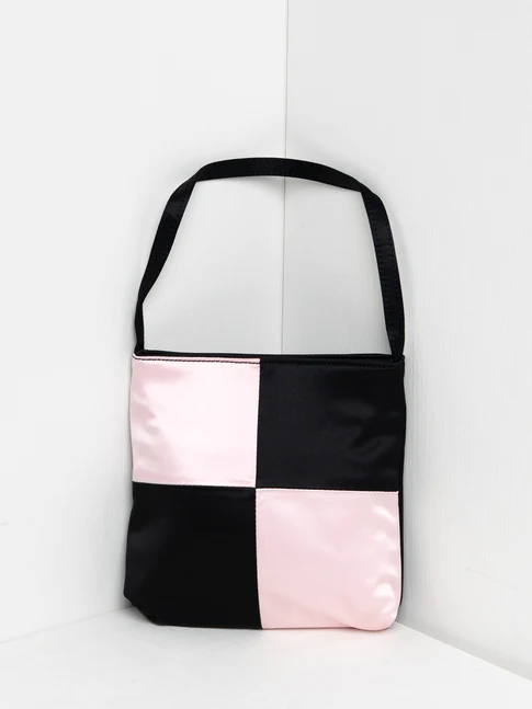 Vera Checkerboard Bag Black Pink